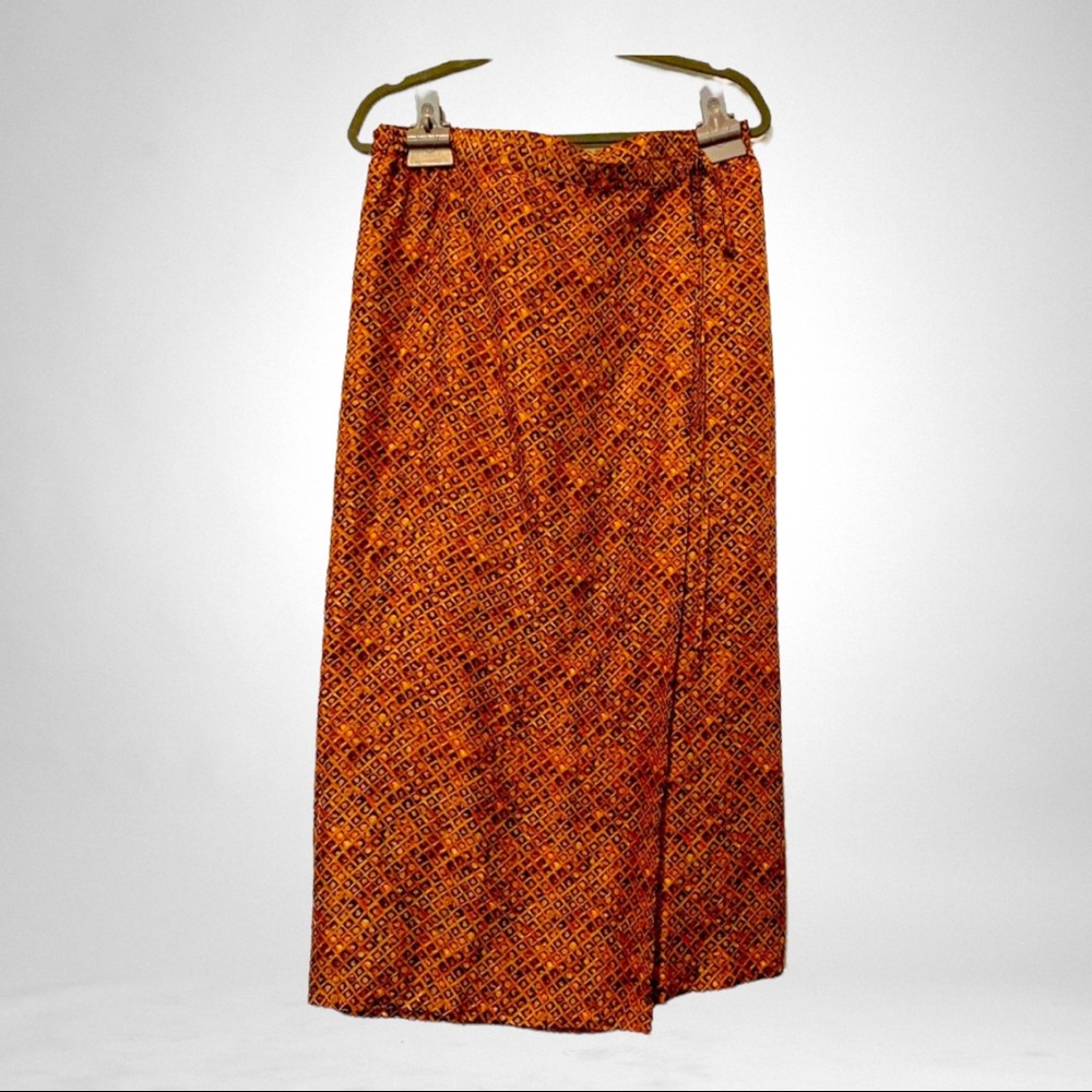Liz Claiborne Silk Lined Maxi Skirt  0536
